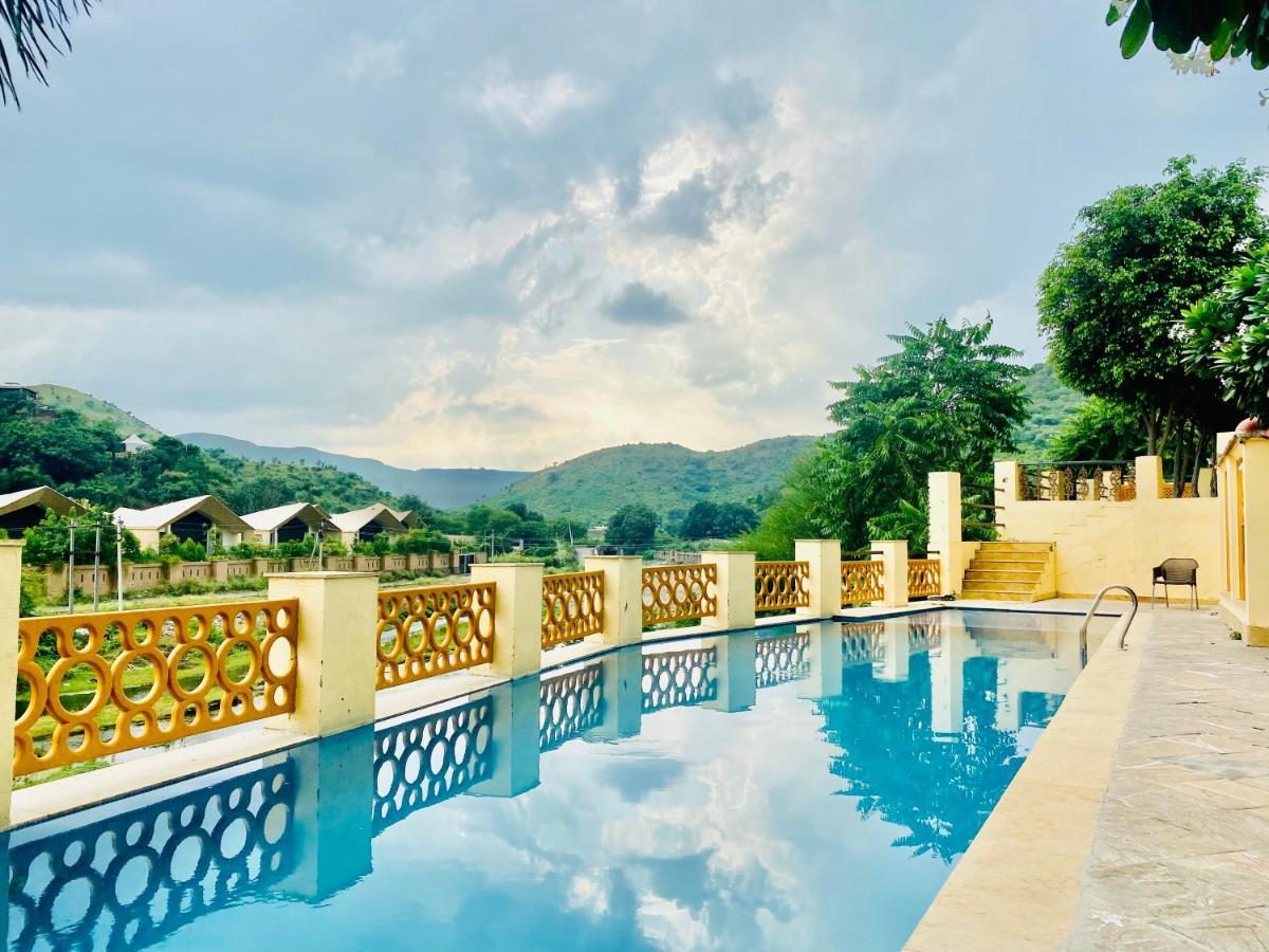 Udai Nature Valley Resort By An Hotels-A Peacefull River Retreat ウダイプル エクステリア 写真