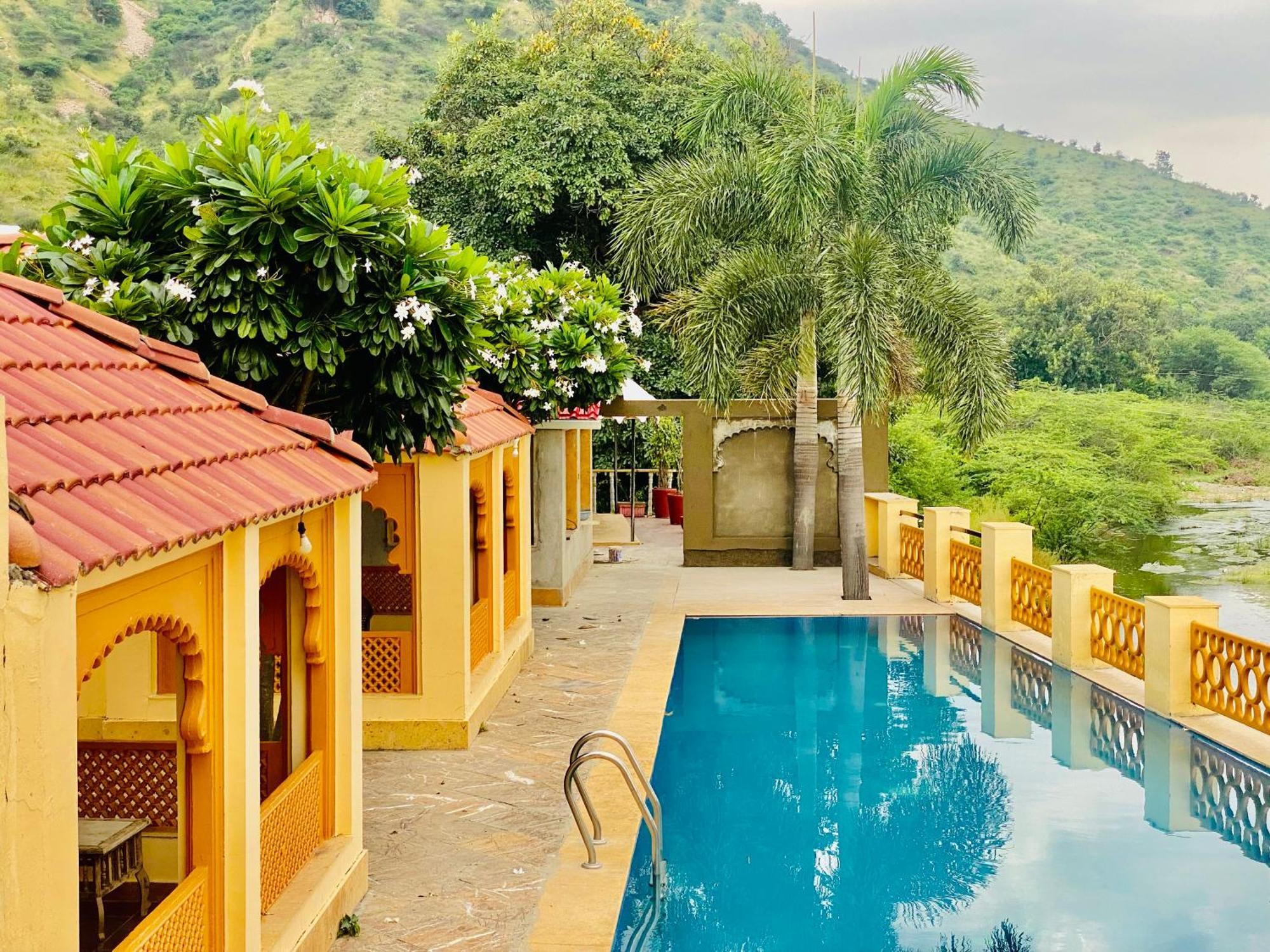 Udai Nature Valley Resort By An Hotels-A Peacefull River Retreat ウダイプル エクステリア 写真